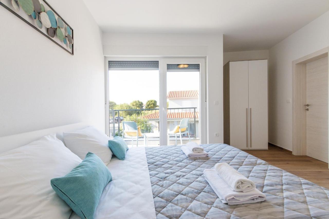 Modern 3-Bedroom Villa With A Private Pool Pula Exteriör bild