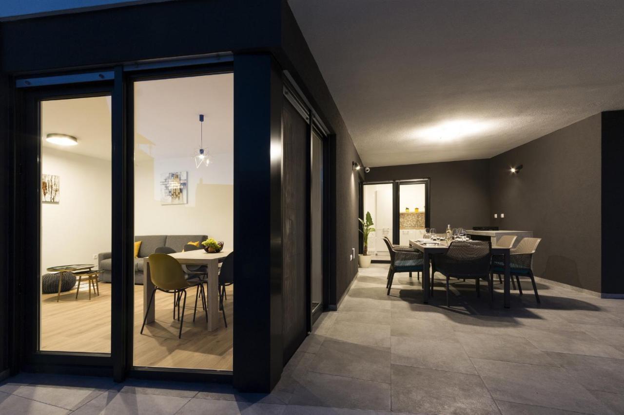 Modern 3-Bedroom Villa With A Private Pool Pula Exteriör bild